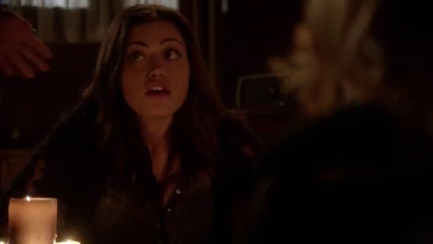 VampireDiariesWorld-dot-org_TheSecretCircle-S01E14-1266.jpg