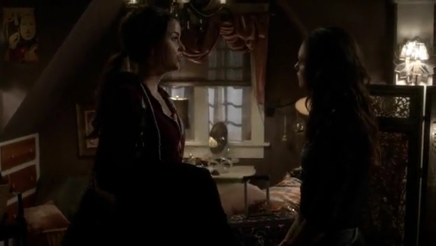 VampireDiariesWorld-dot-org_TheSecretCircle-S01E14-1666.jpg
