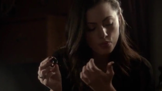VampireDiariesWorld-dot-org_TheSecretCircle-S01E15-0267.jpg