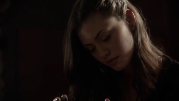 VampireDiariesWorld-dot-org_TheSecretCircle-S01E15-0300.jpg