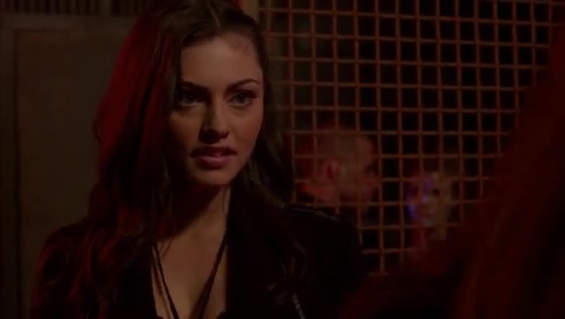 VampireDiariesWorld-dot-org_TheSecretCircle-S01E15-0515.jpg