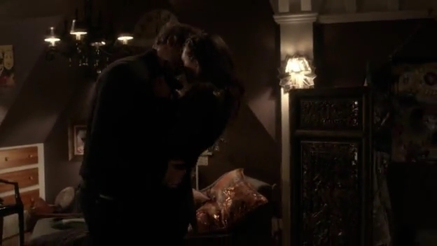 VampireDiariesWorld-dot-org_TheSecretCircle-S01E15-0980.jpg