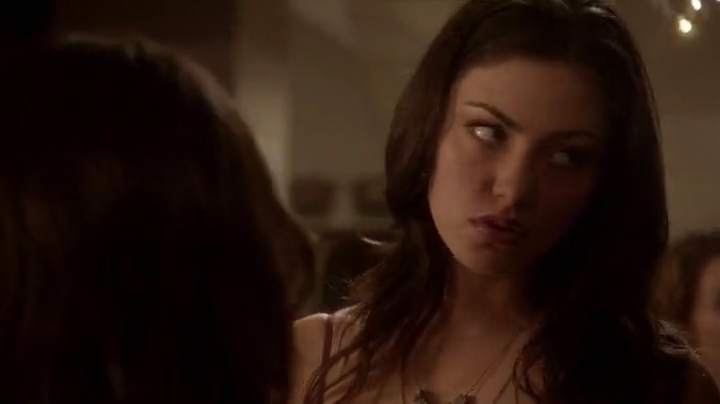VampireDiariesWorld-dot-org_TheSecretCircle-S01E16-0625.jpg
