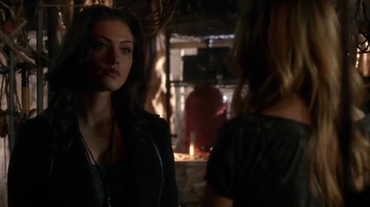 VampireDiariesWorld-dot-org_TheSecretCircle-S01E17-0204.jpg