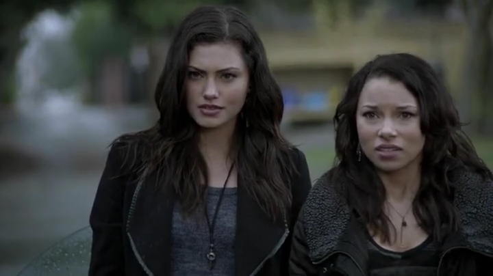 VampireDiariesWorld-dot-org_TheSecretCircle-S01E17-0427.jpg