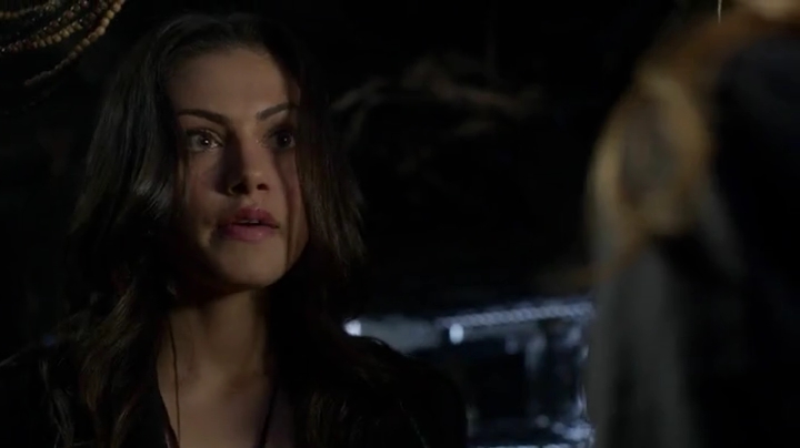 VampireDiariesWorld-dot-org_TheSecretCircle-S01E17-0737.jpg