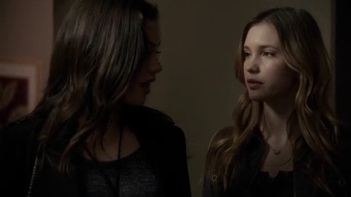 VampireDiariesWorld-dot-org_TheSecretCircle-S01E17-0785.jpg