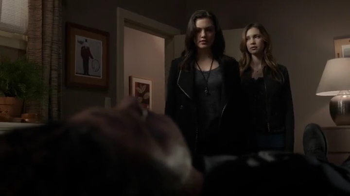 VampireDiariesWorld-dot-org_TheSecretCircle-S01E17-0795.jpg