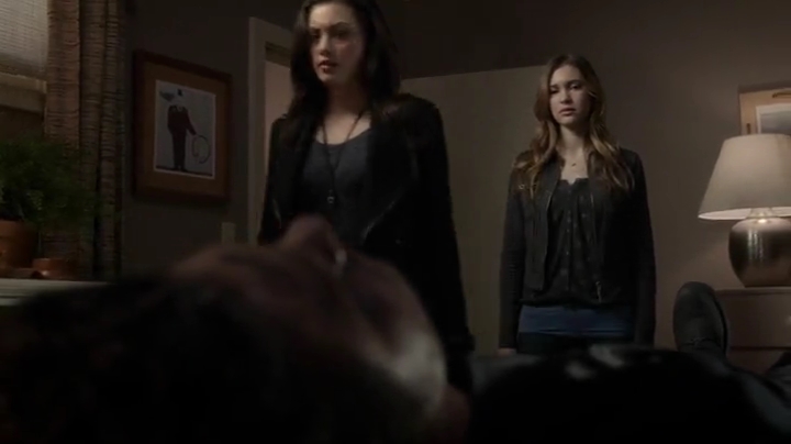 VampireDiariesWorld-dot-org_TheSecretCircle-S01E17-0797.jpg