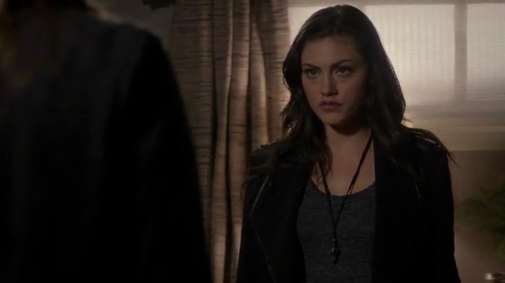 VampireDiariesWorld-dot-org_TheSecretCircle-S01E17-0806.jpg