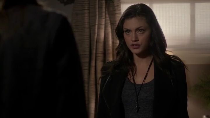 VampireDiariesWorld-dot-org_TheSecretCircle-S01E17-0810.jpg