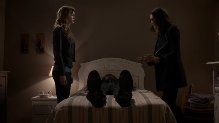 VampireDiariesWorld-dot-org_TheSecretCircle-S01E17-0813.jpg