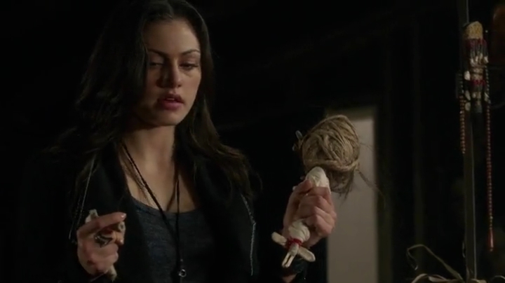 VampireDiariesWorld-dot-org_TheSecretCircle-S01E17-0921.jpg