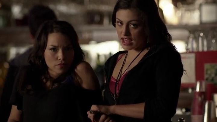 VampireDiariesWorld-dot-org_TheSecretCircle-S01E18-0399.jpg