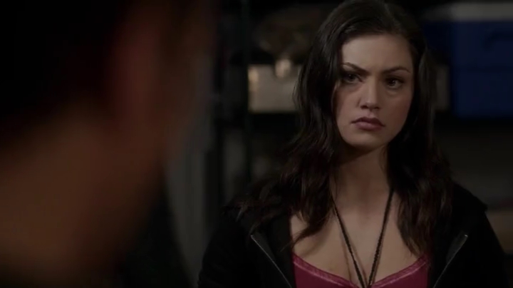 VampireDiariesWorld-dot-org_TheSecretCircle-S01E18-0715.jpg