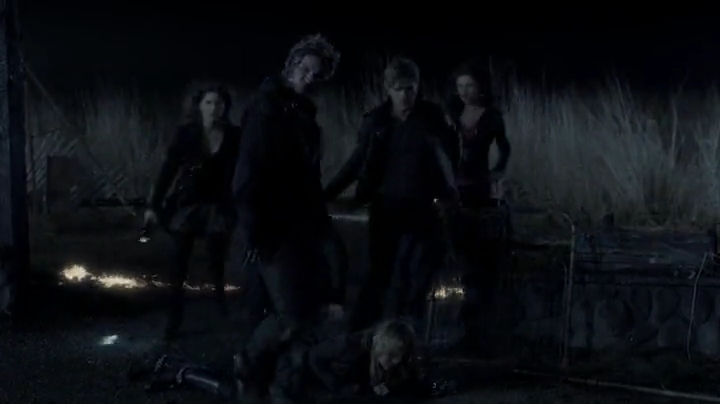 VampireDiariesWorld-dot-org_TheSecretCircle-S01E18-1044.jpg