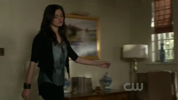 VampireDiariesWorld-dot-org_TheSecretCircle-S01E19-0075.jpg