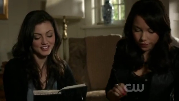 VampireDiariesWorld-dot-org_TheSecretCircle-S01E19-0102.jpg