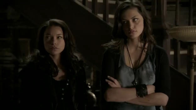 VampireDiariesWorld-dot-org_TheSecretCircle-S01E19-0203.jpg