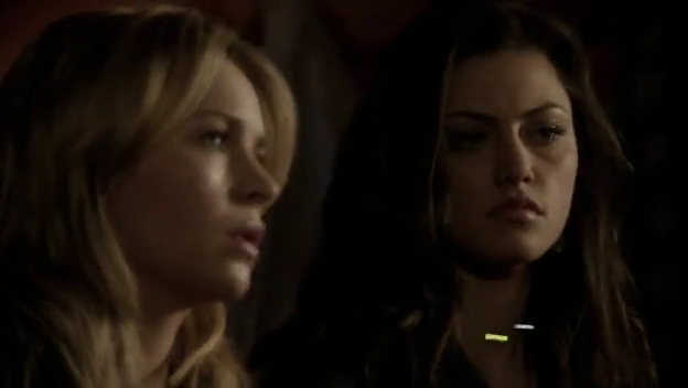 VampireDiariesWorld-dot-org_TheSecretCircle-S01E19-0743.jpg