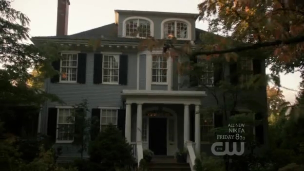 VampireDiariesWorld-dot-org_TheSecretCircle-S01E19-0819.jpg
