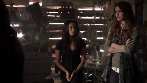 VampireDiariesWorld-dot-org_TheSecretCircle-S01E20-1012.jpg