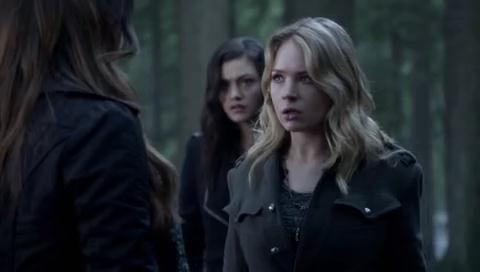 VampireDiariesWorld-dot-org_TheSecretCircle-S01E20-1438.jpg
