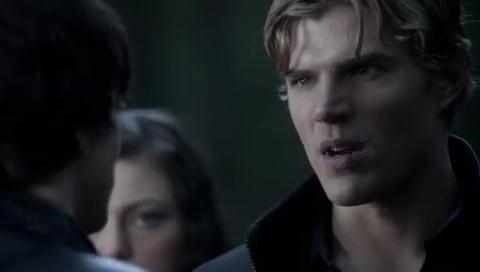 VampireDiariesWorld-dot-org_TheSecretCircle-S01E20-1458.jpg