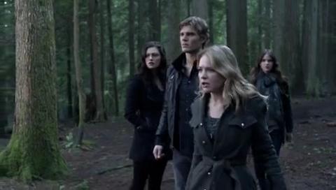 VampireDiariesWorld-dot-org_TheSecretCircle-S01E20-1506.jpg