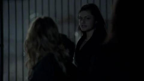 VampireDiariesWorld-dot-org_TheSecretCircle-S01E20-1825.jpg