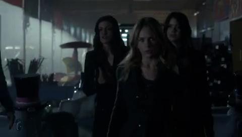VampireDiariesWorld-dot-org_TheSecretCircle-S01E20-1861.jpg