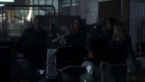 VampireDiariesWorld-dot-org_TheSecretCircle-S01E20-1867.jpg