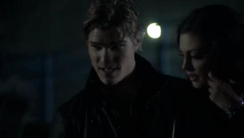 VampireDiariesWorld-dot-org_TheSecretCircle-S01E20-2050.jpg