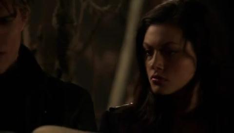 VampireDiariesWorld-dot-org_TheSecretCircle-S01E20-2363.jpg