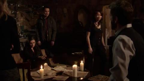VampireDiariesWorld-dot-org_TheSecretCircle-S01E21-0110.jpg
