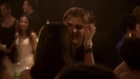 VampireDiariesWorld-dot-org_TheSecretCircle-S01E21-1599.jpg