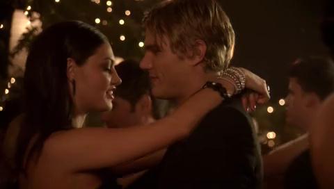 VampireDiariesWorld-dot-org_TheSecretCircle-S01E21-1601.jpg