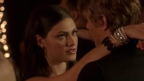 VampireDiariesWorld-dot-org_TheSecretCircle-S01E21-1607.jpg