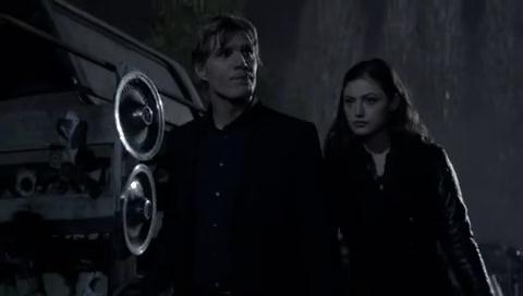 VampireDiariesWorld-dot-org_TheSecretCircle-S01E21-2150.jpg