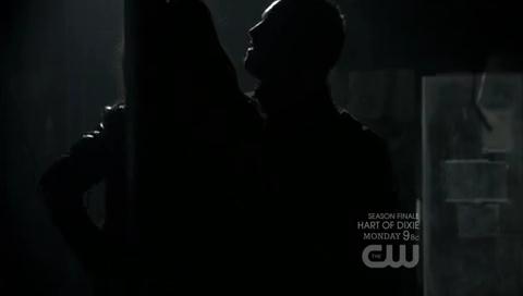 VampireDiariesWorld-dot-org_TheSecretCircle-S01E22-0071.jpg