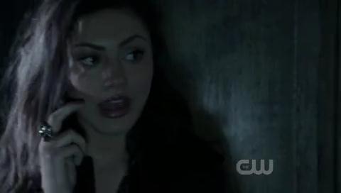 VampireDiariesWorld-dot-org_TheSecretCircle-S01E22-0668.jpg