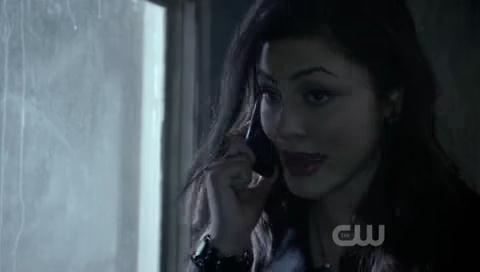 VampireDiariesWorld-dot-org_TheSecretCircle-S01E22-0695.jpg
