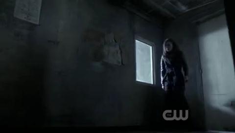 VampireDiariesWorld-dot-org_TheSecretCircle-S01E22-0707.jpg