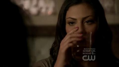 VampireDiariesWorld-dot-org_TheSecretCircle-S01E22-1929.jpg