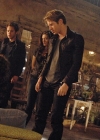 1x05-002.jpg