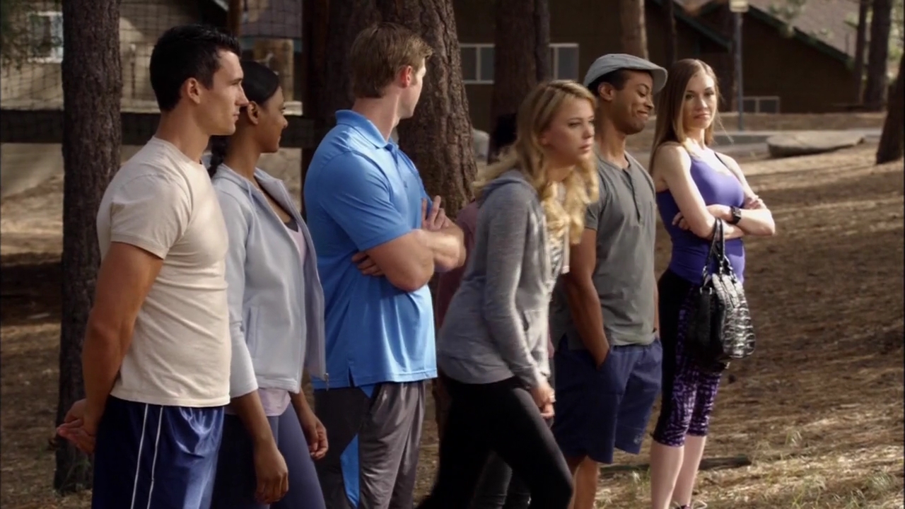 VampireDiariesWorld-dot-nl_AdvanceandRetreat_1919.jpg