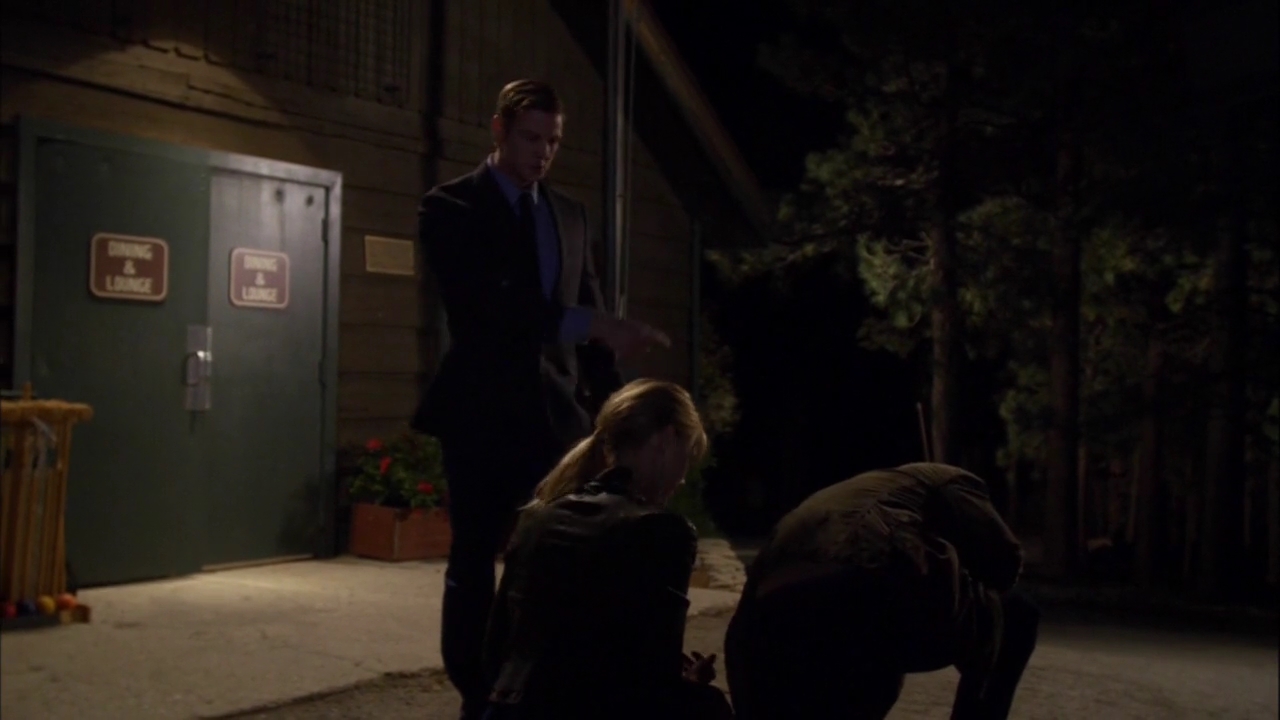 VampireDiariesWorld-dot-nl_AdvanceandRetreat_3864.jpg
