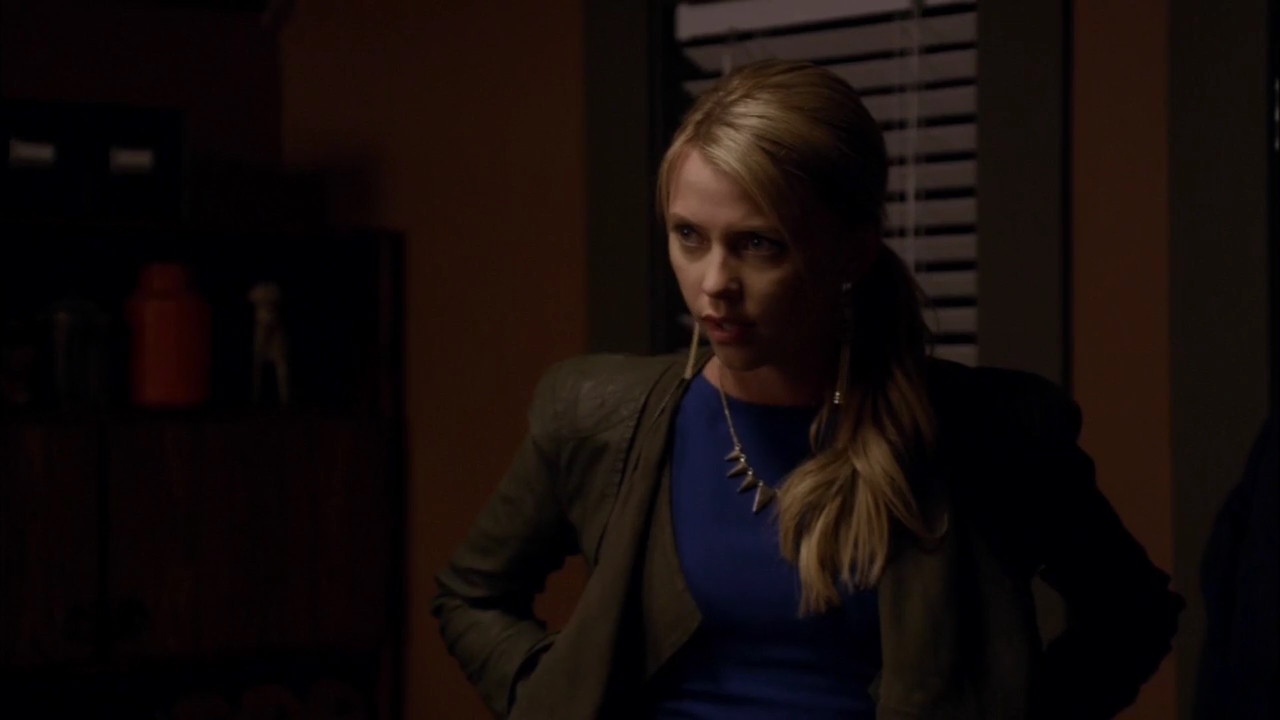 VampireDiariesWorld-dot-nl_AdvanceandRetreat_3931.jpg