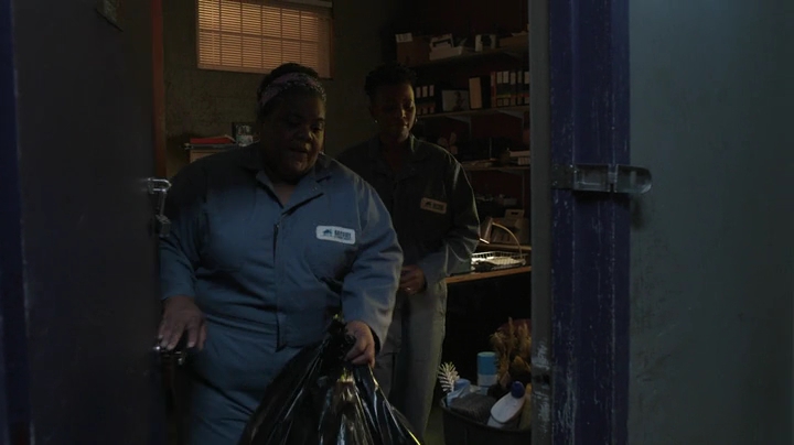 VampireDiariesWorld-dot-nl_Highttown2x05-2868.jpg