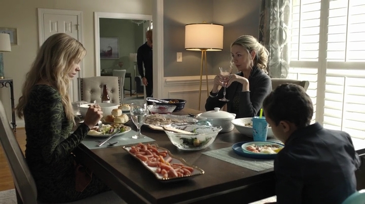 VampireDiariesWorld-dot-nl_Highttown2x07-1212.jpg